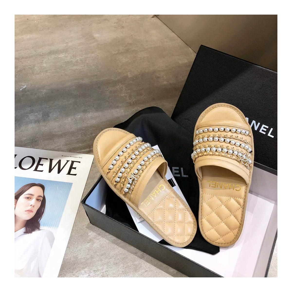 Chanel Chain and Pearl Slipper G34406