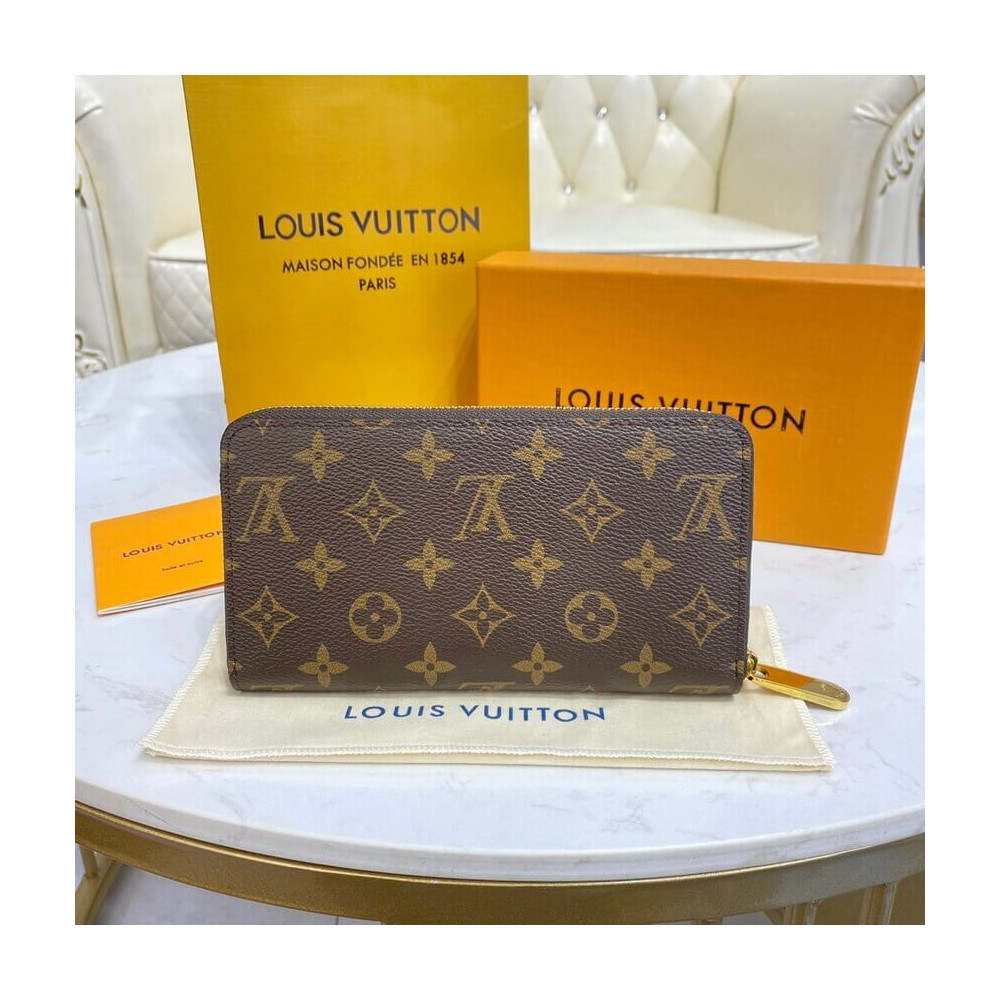 Louis Vuitton Monogram Canvas Zippy Wallet M80857