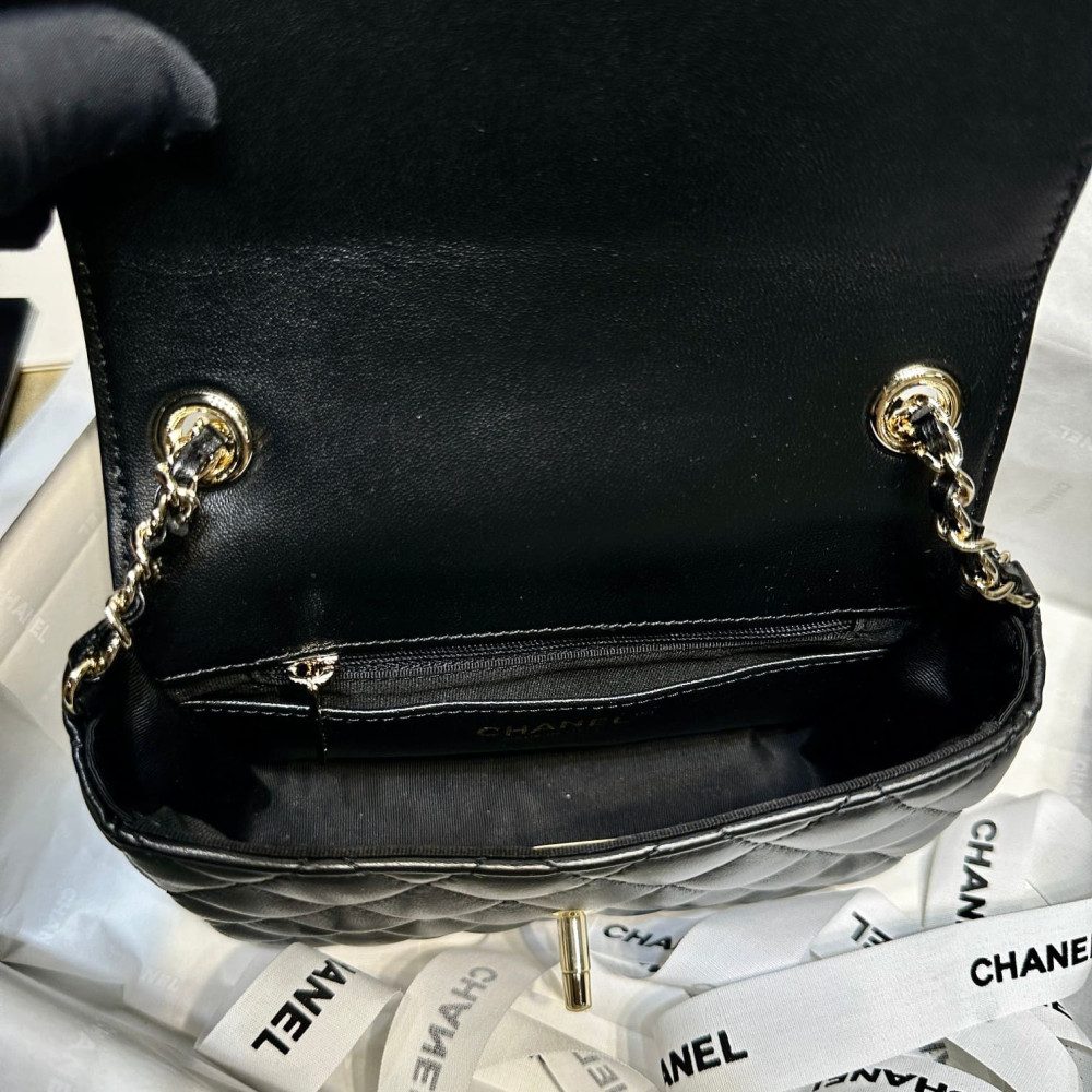 Chanel Mini Flap Bag in Black Lambskin AS3782