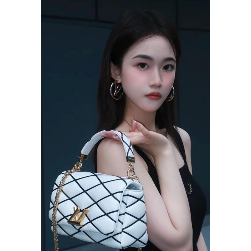 Louis Vuitton GO-14 MM Bag M22890 White/Black