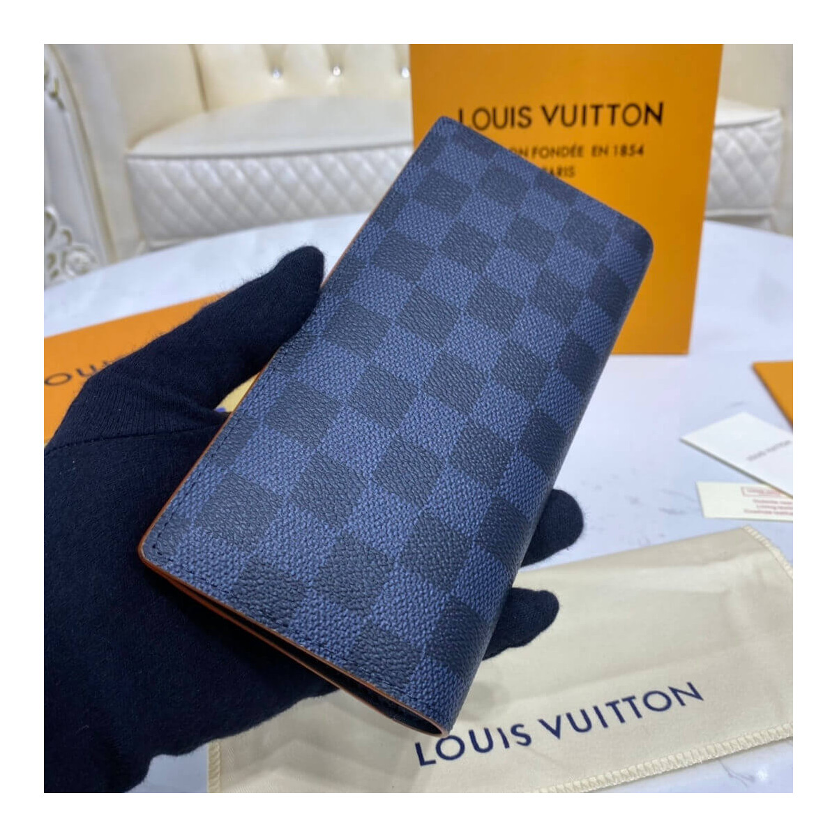 Louis Vuitton Brazza Wallet N60240