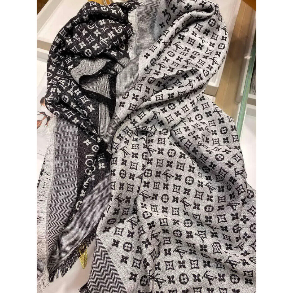 Louis Vuitton Petit Louis Shawl M76997