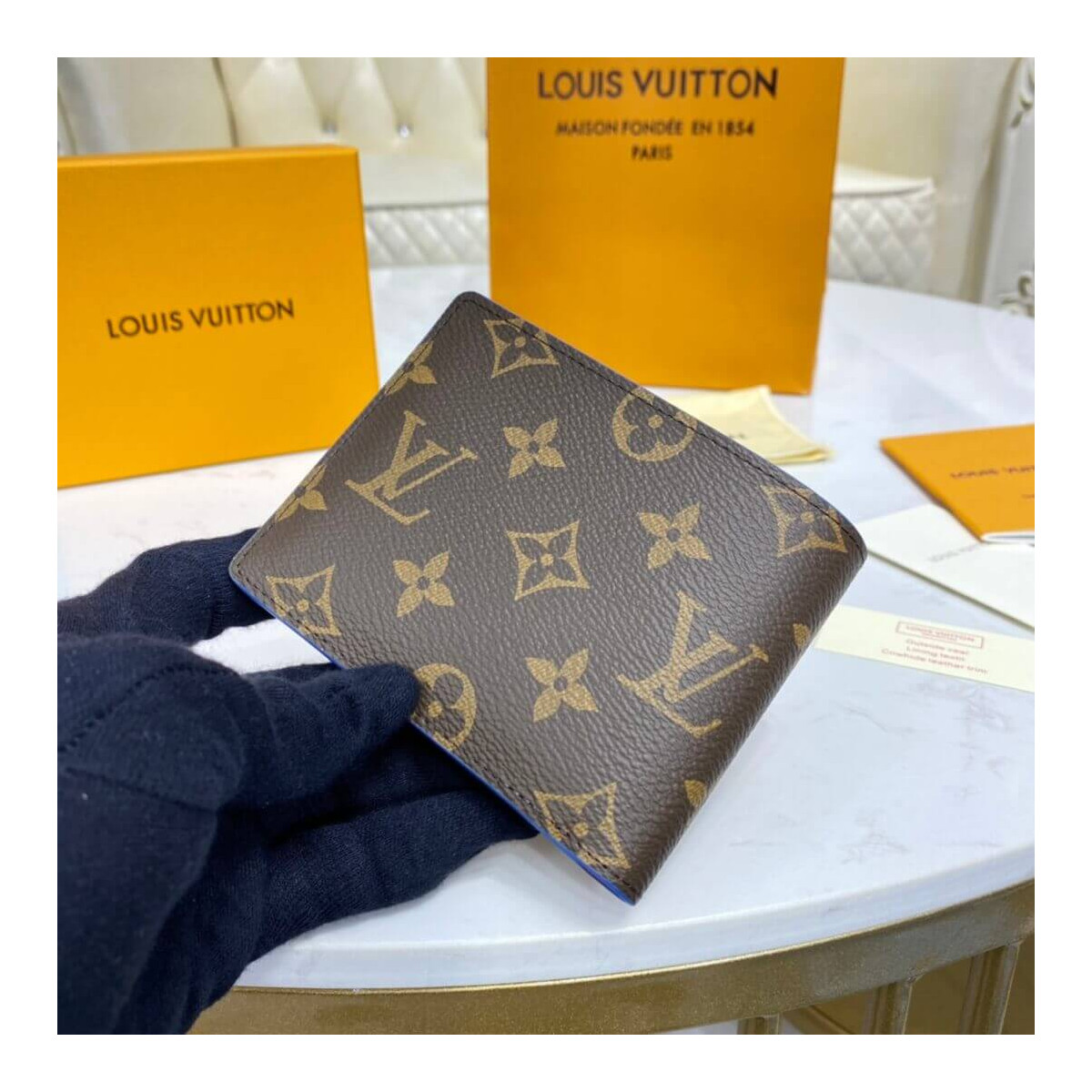 Louis Vuitton LV x NBA Multiple Wallet M80105