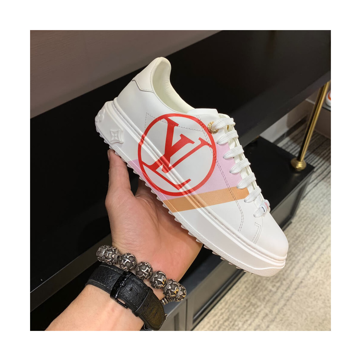 Louis Vuitton Time Out Sneaker 1A64R0