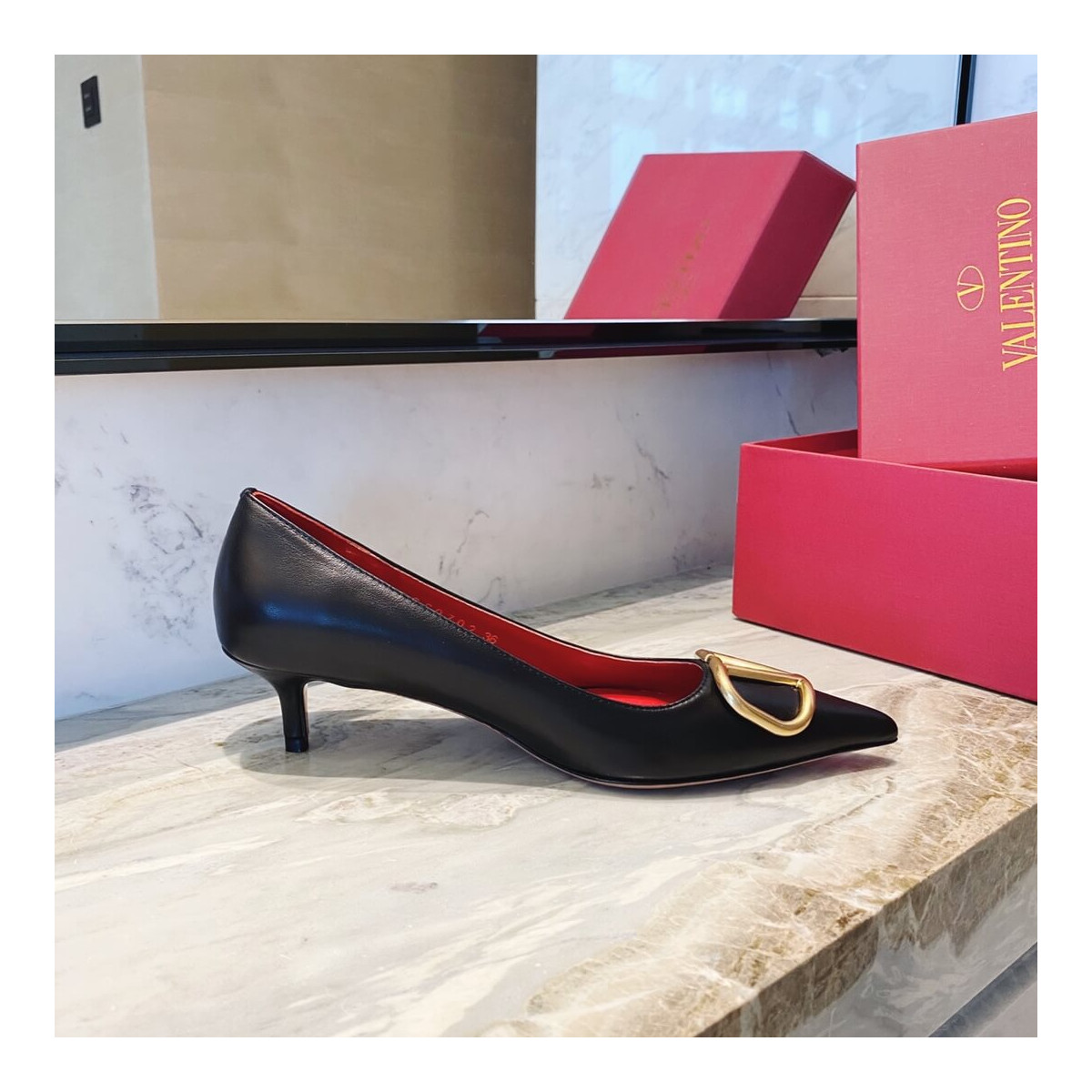 Valentino Garavani Vlogo Calfskin Pump 50mm TW2S0R77