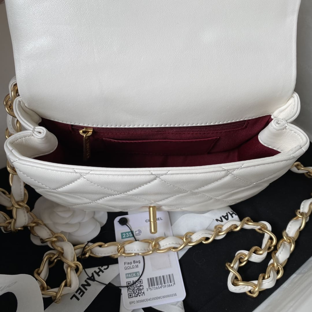 Chanel Small Flap Bag in Lambskin AS4012