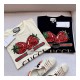 Gucci T-shirt with Strawberry Print 565806