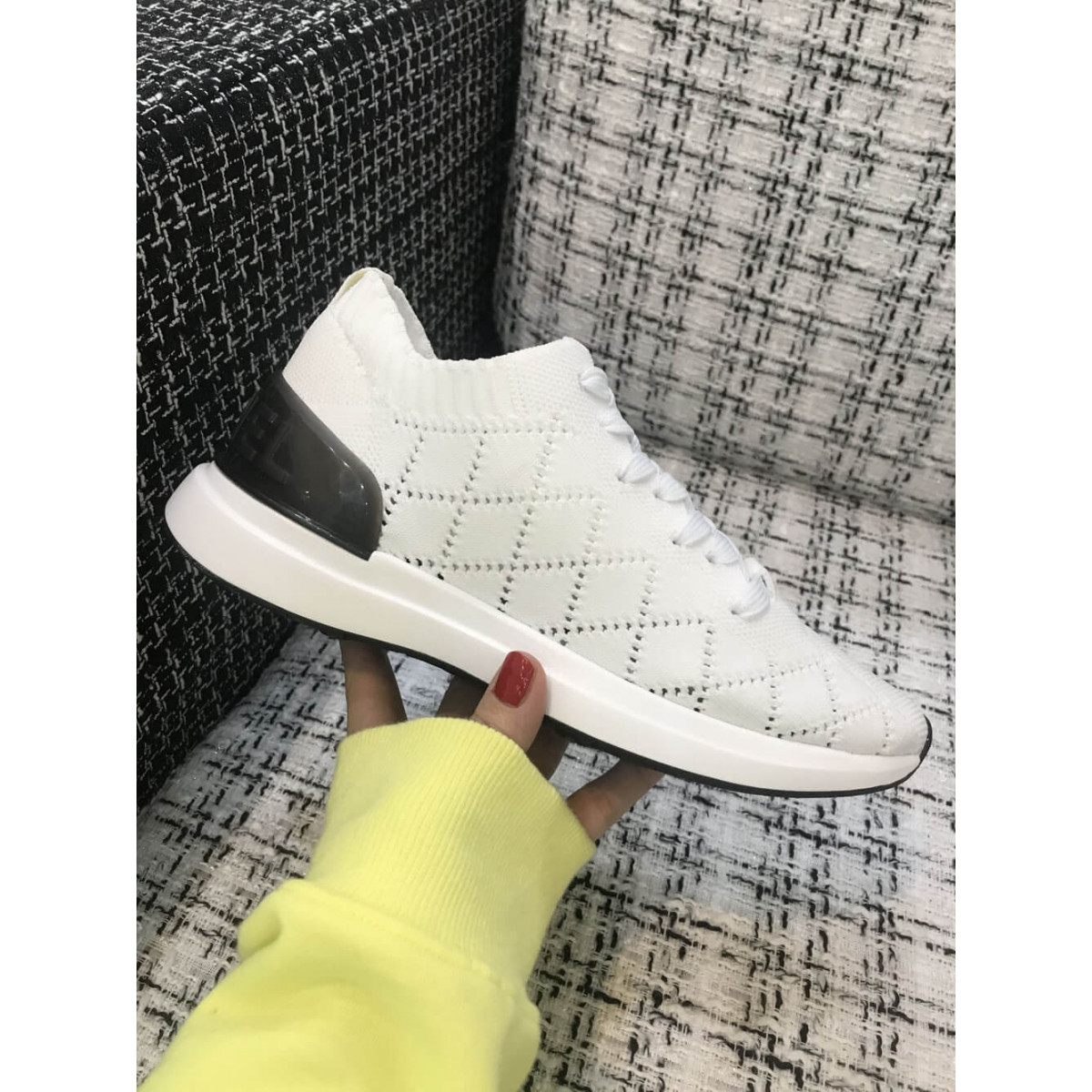 Chanel Mixed Fibers Sneakers G35549