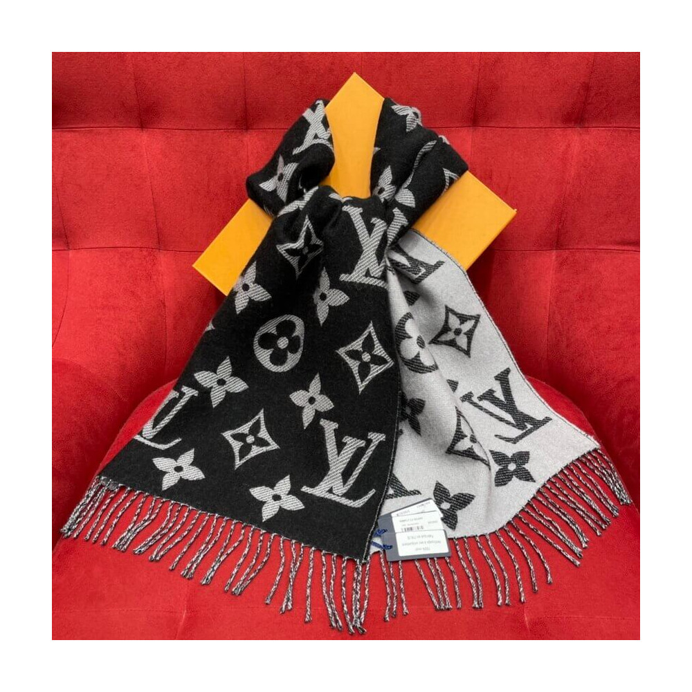 Louis Vuitton Simply LV Scarf M76964