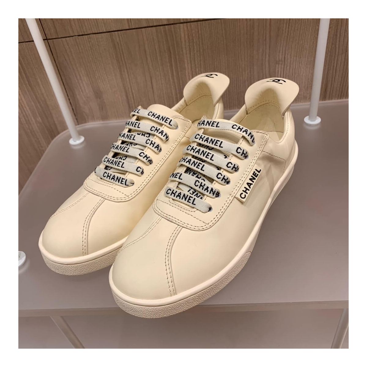 Chanel Leather  Weekender Sneakers G99693