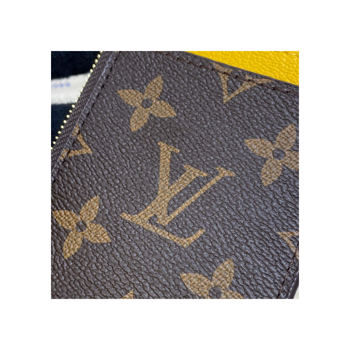 Louis Vuitton Donald Duck Coin &amp; Card Holder