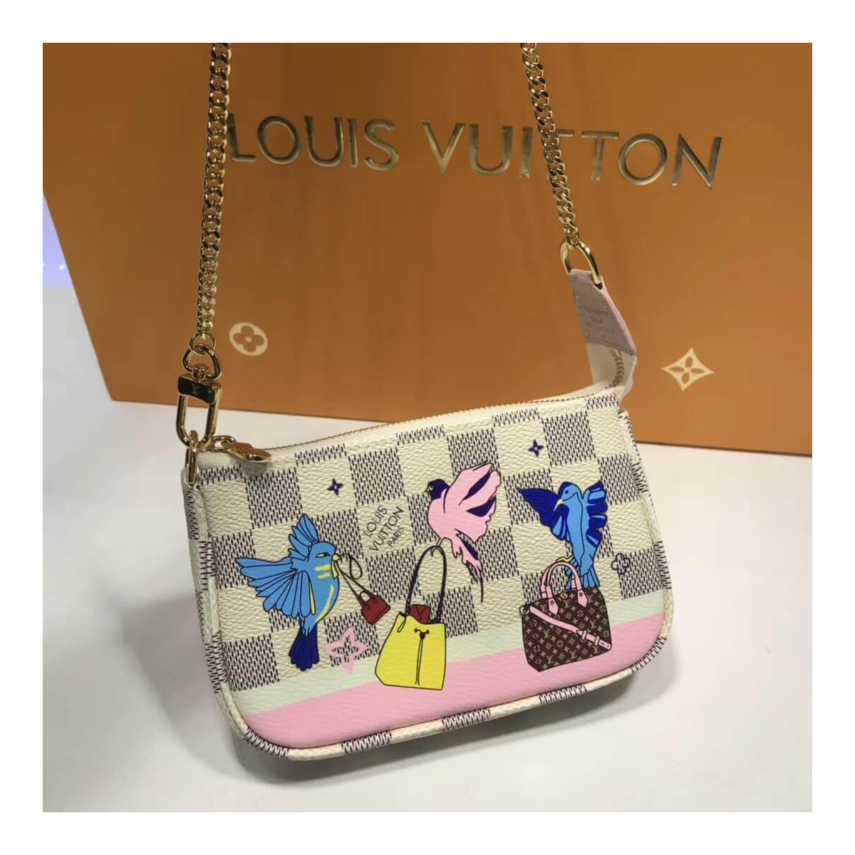 Louis Vuitton Mini Pochette Accessoires M64451