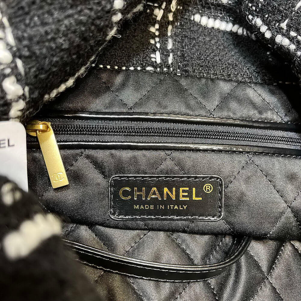 Chanel 22 Small Handbag AS3260 in Multicolor Tweed