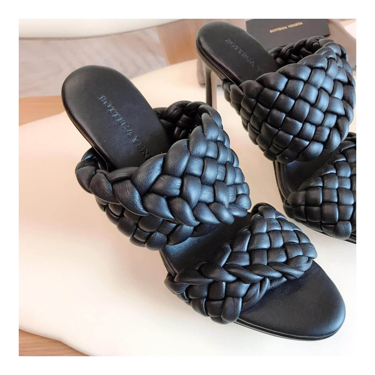 Bottega Veneta BV Curve Sandals 621213 Black