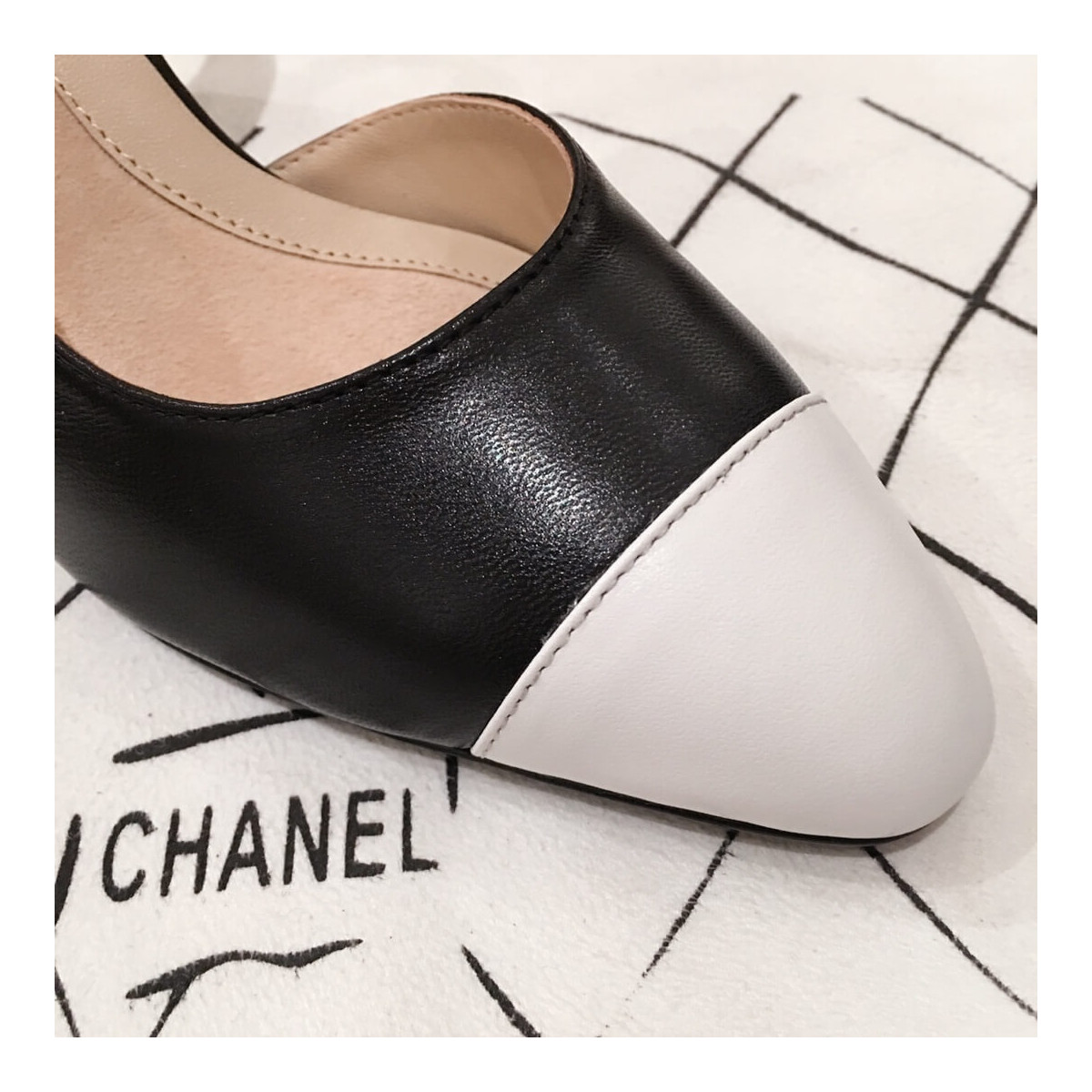 Chanel CC Cap Toe Leather Pearl Heel Slingback Pumps G31318