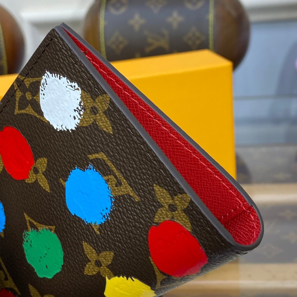 Louis Vuitton x Yayoi Kusama Passport Cover M81994