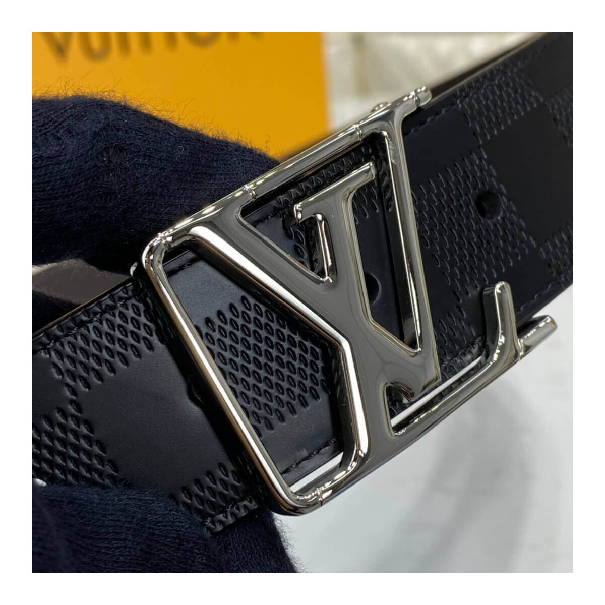 Louis Vuitton Damier Infini 35mm Belt M0029V