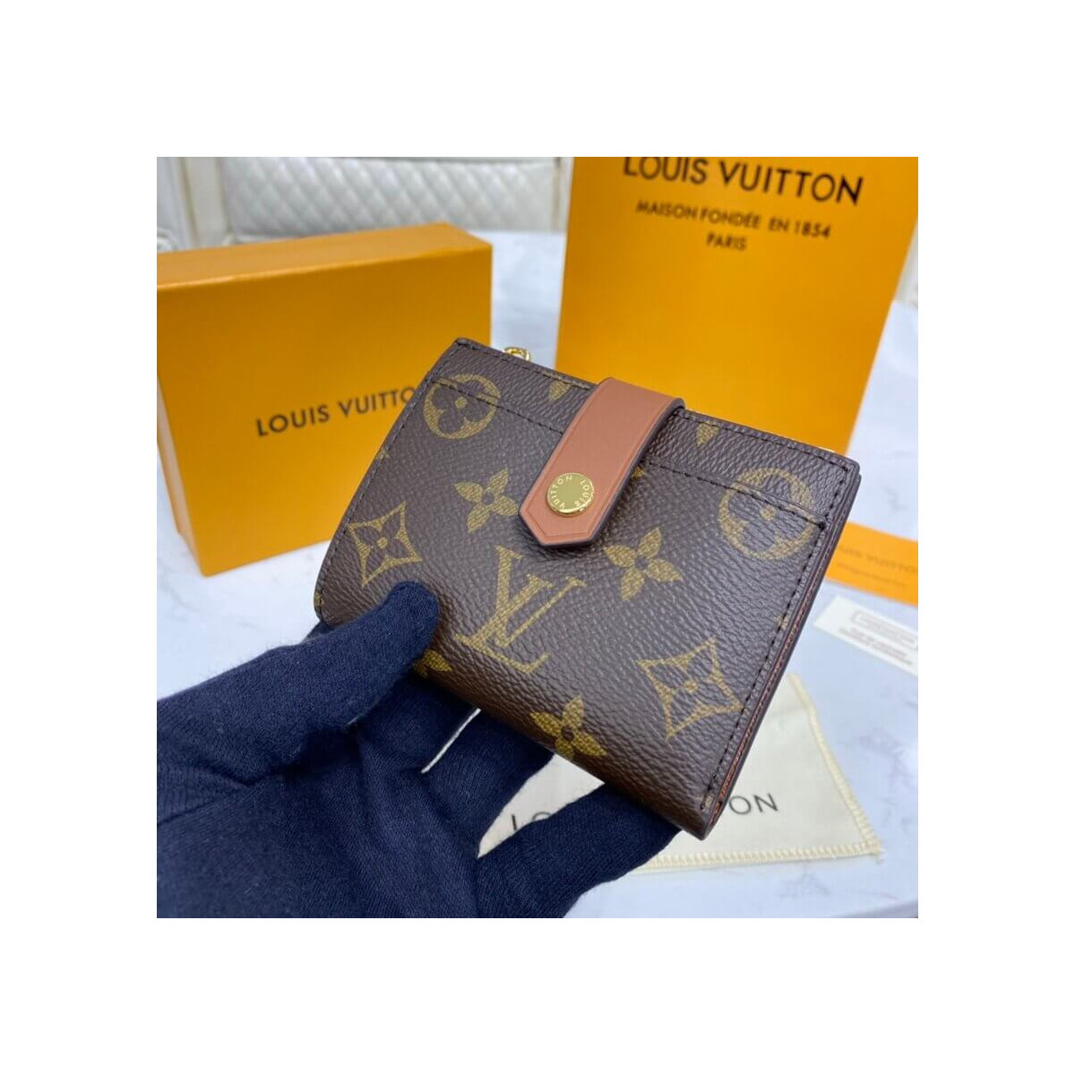 Louis Vuitton Monogram Canvas Multiple Card Holder N60451