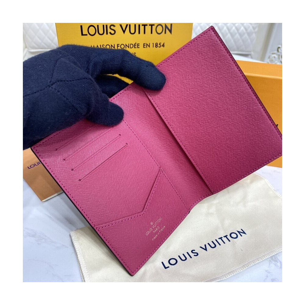 Louis Vuitton Monogram Canvas Passport Cover M80887