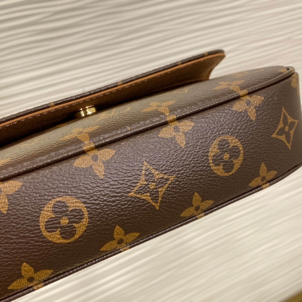 Louis Vuitton Ivy Wallet On Chain Bag M81911