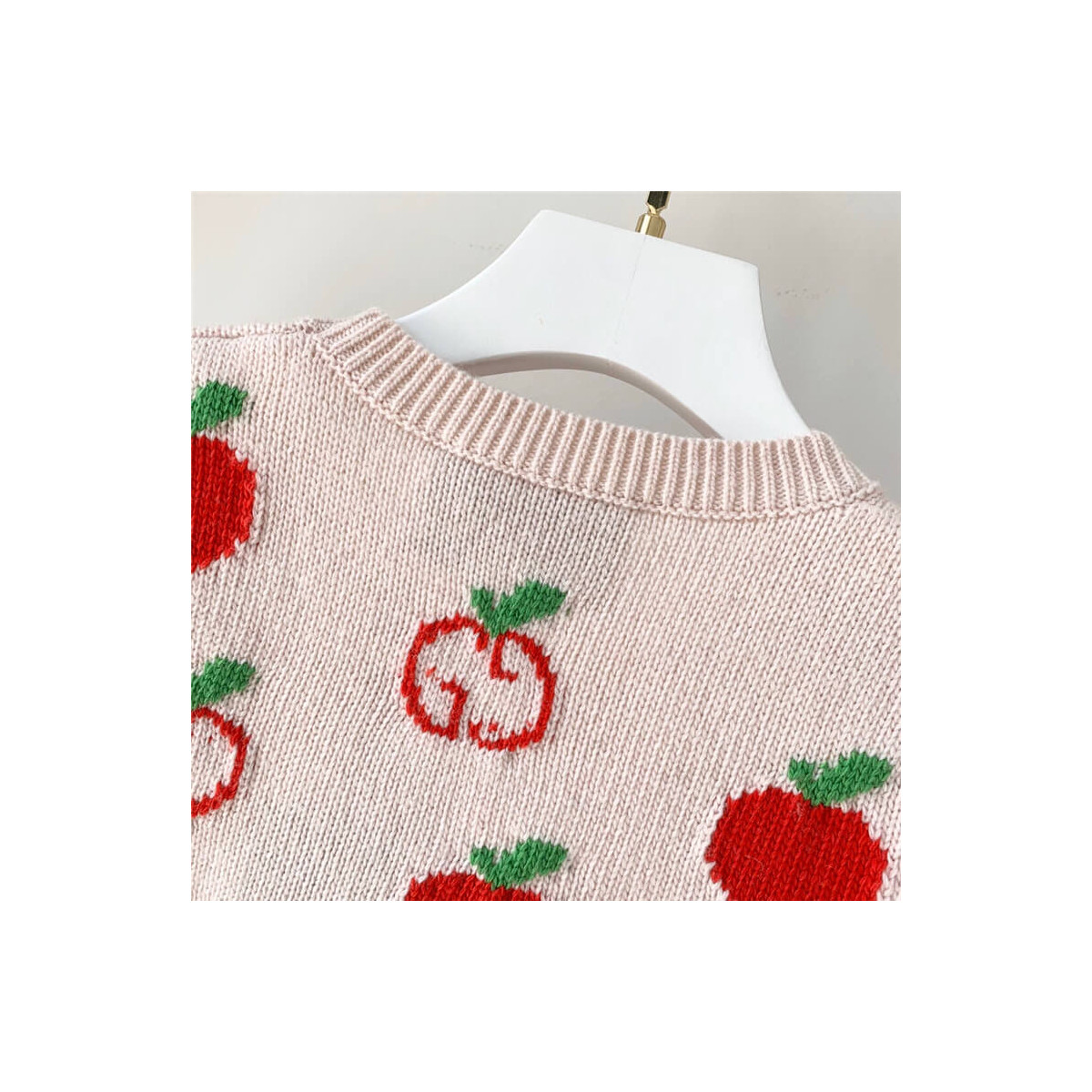 Gucci GG Apple Print Wool Jacquard Top 606117