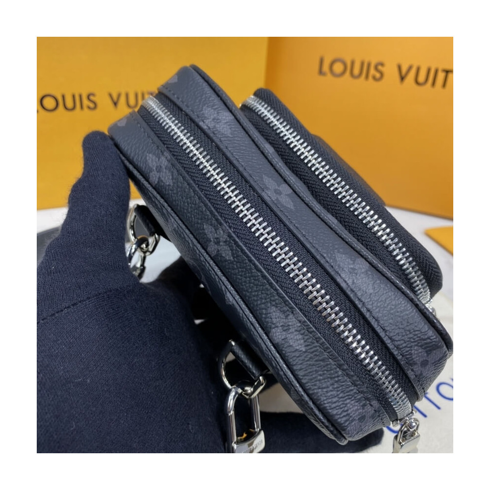 Louis Vuitton Outdoor Pouch Black M30755