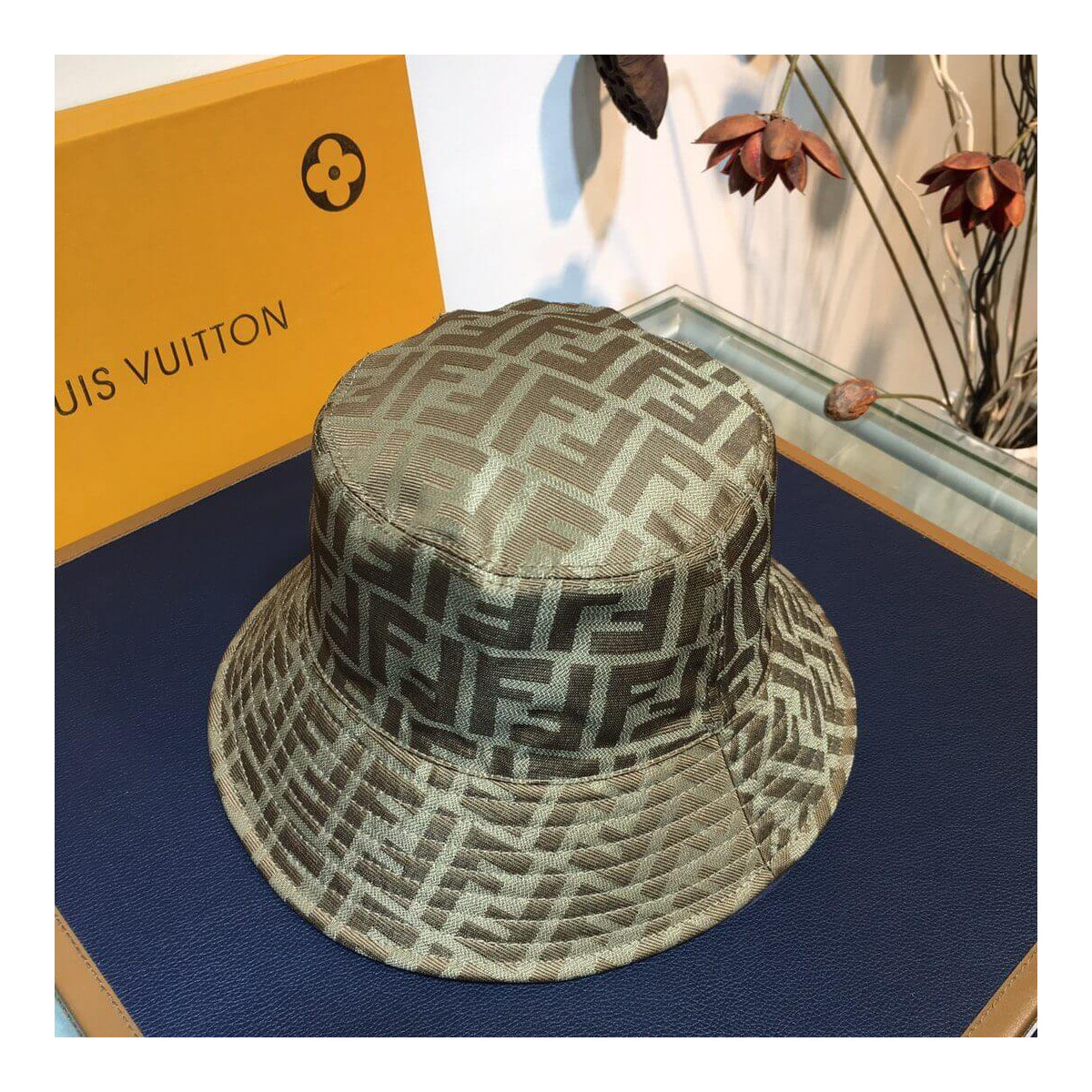 Fendi Reversible FF Bucket Hat FD-005