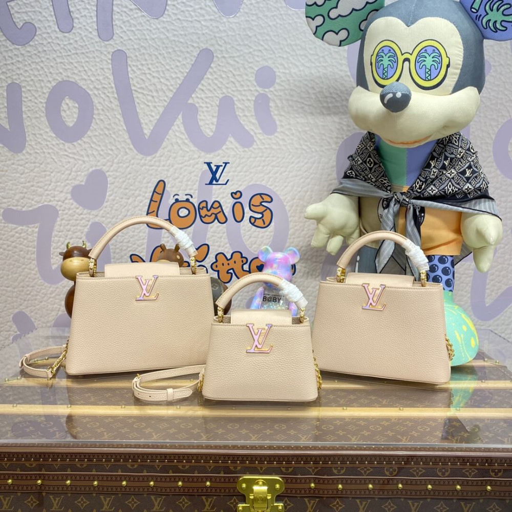 Louis Vuitton Capucines Mini M23082 Quartz White