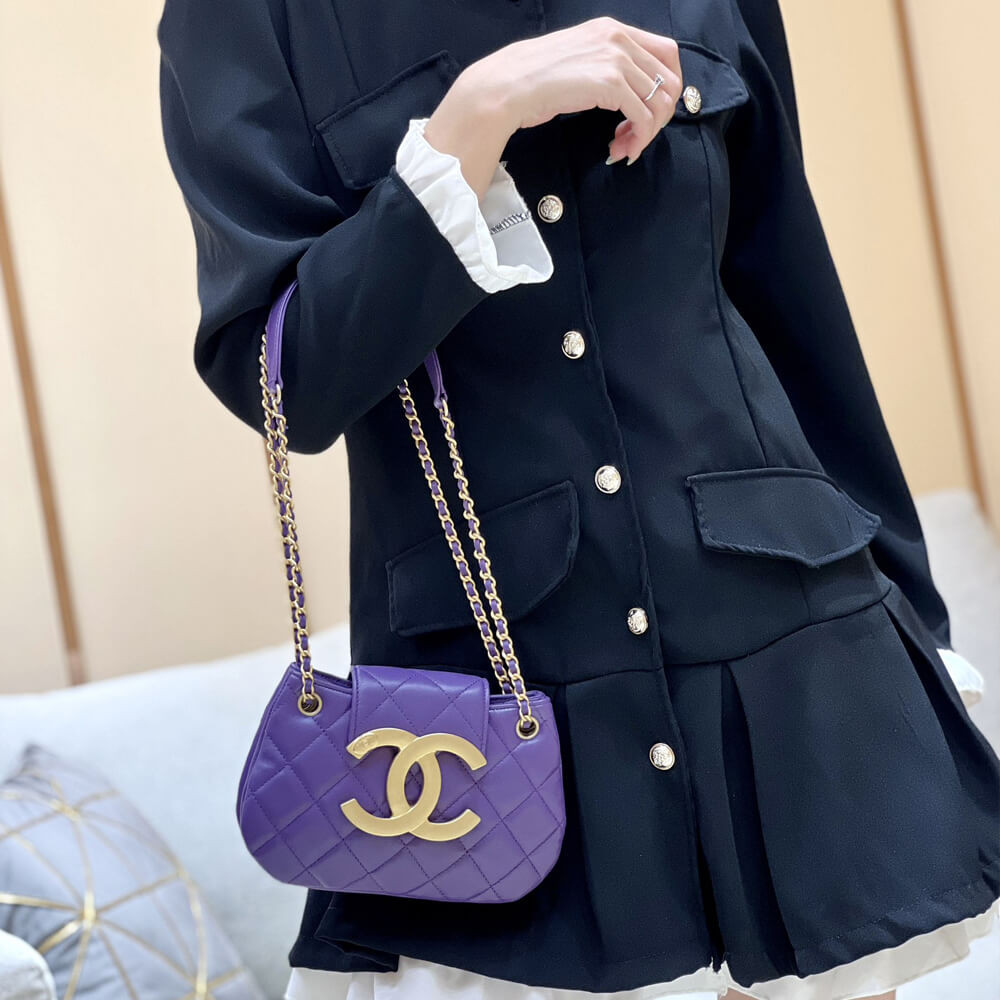 Chanel 24C Quilted Lambskin Small Messenger Bag AS4609