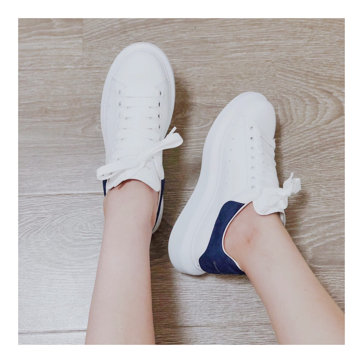 Alexander McQueen Oversized Sneaker 5537 White/Blue