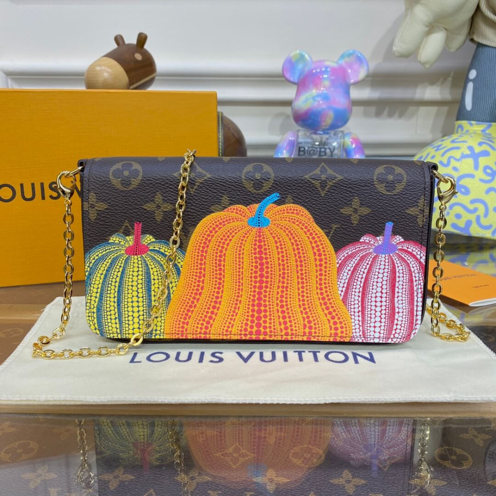 Louis Vuitton x Yayoi Kusama Felicie Pochette M82108