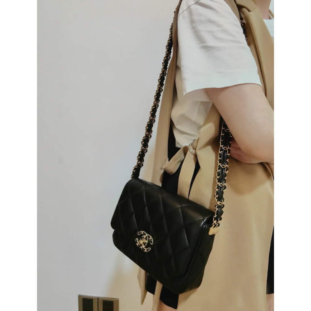 Chanel Lambskin Flap Bag AS4423 Black