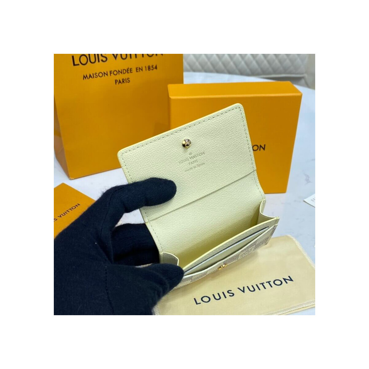 Louis Vuitton Damier Azur Enveloppe Carte De Visite