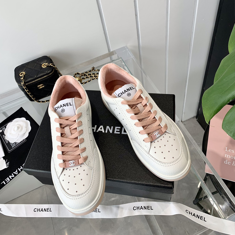 Chanel Logo Low Top Sneakers White Pink G38808