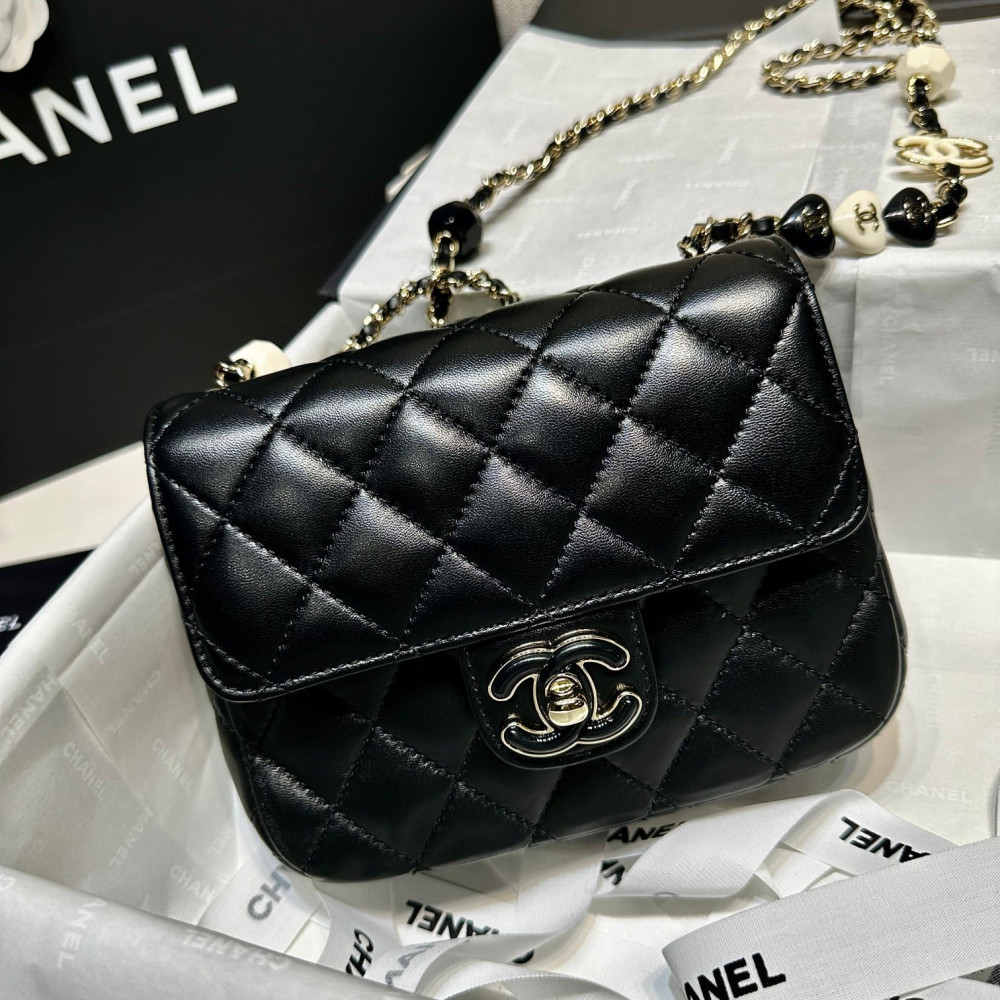 Chanel Mini Flap Bag in Black Lambskin AS3782