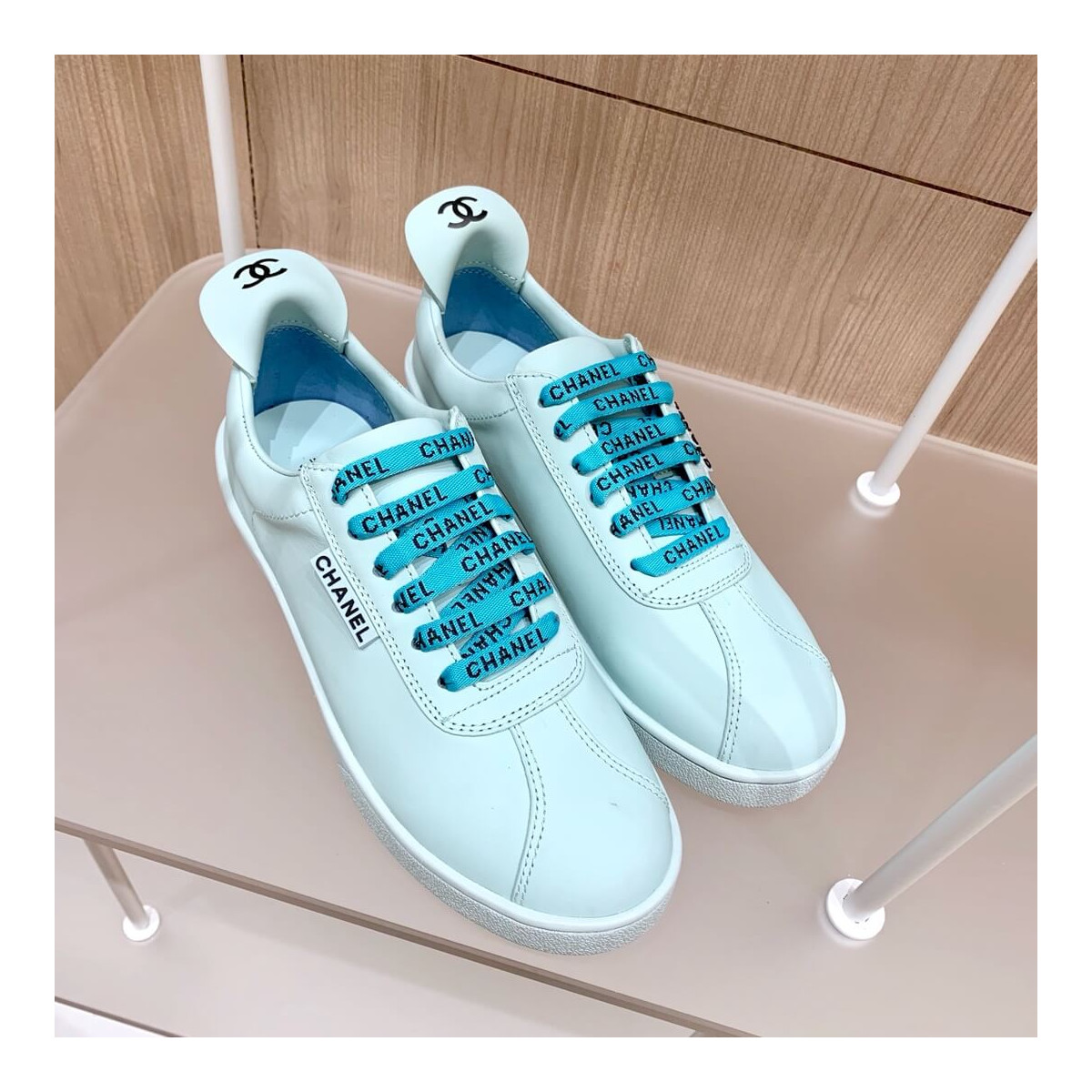 Chanel Leather  Weekender Sneakers G99693