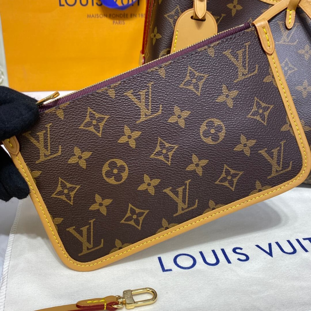 Louis Vuitton Carryall PM Shoulder Bag M46203