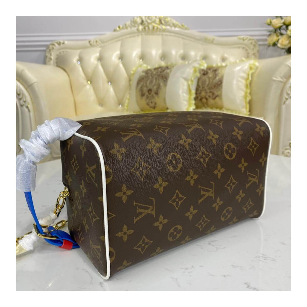 Louis Vuitton LV x NBA Cloakroom Dopp Kit M45588