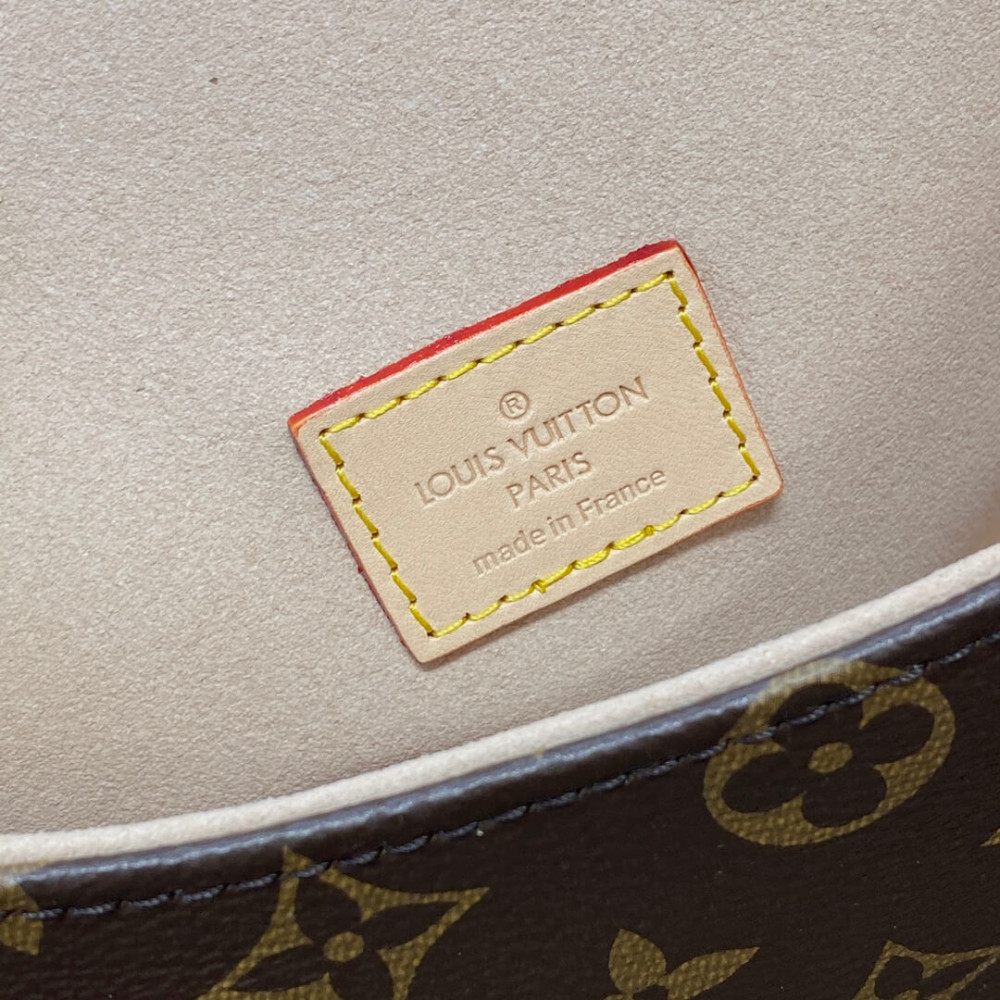 Louis Vuitton Monogram Canvas Saumur BB Bag M46740