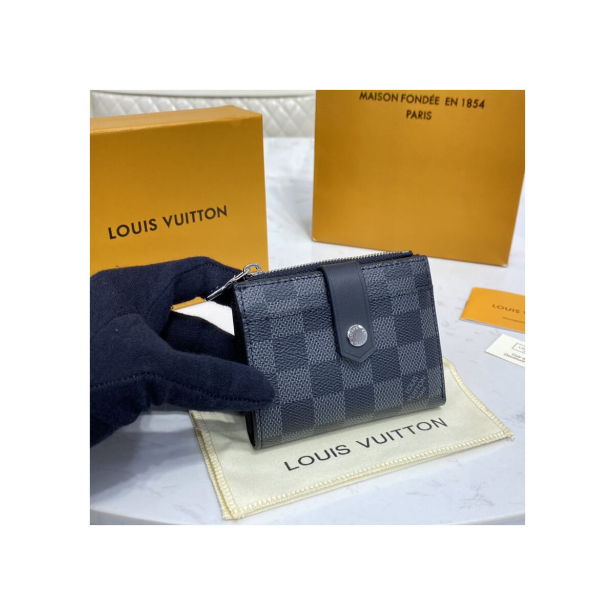 Louis Vuitton Damier Graphite Canvas Multiple Card Holder N60451