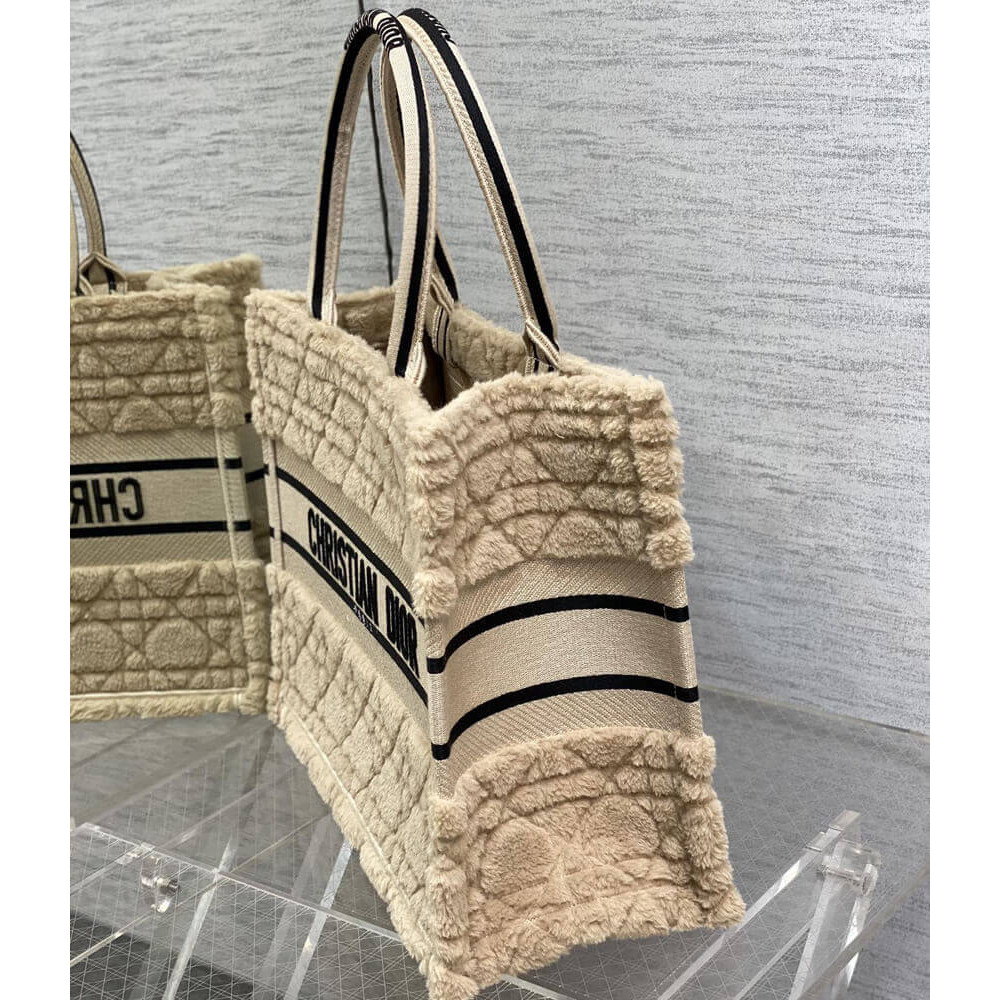 Christian Dior Medium Book Tote Beige Cannage Shearling M1296