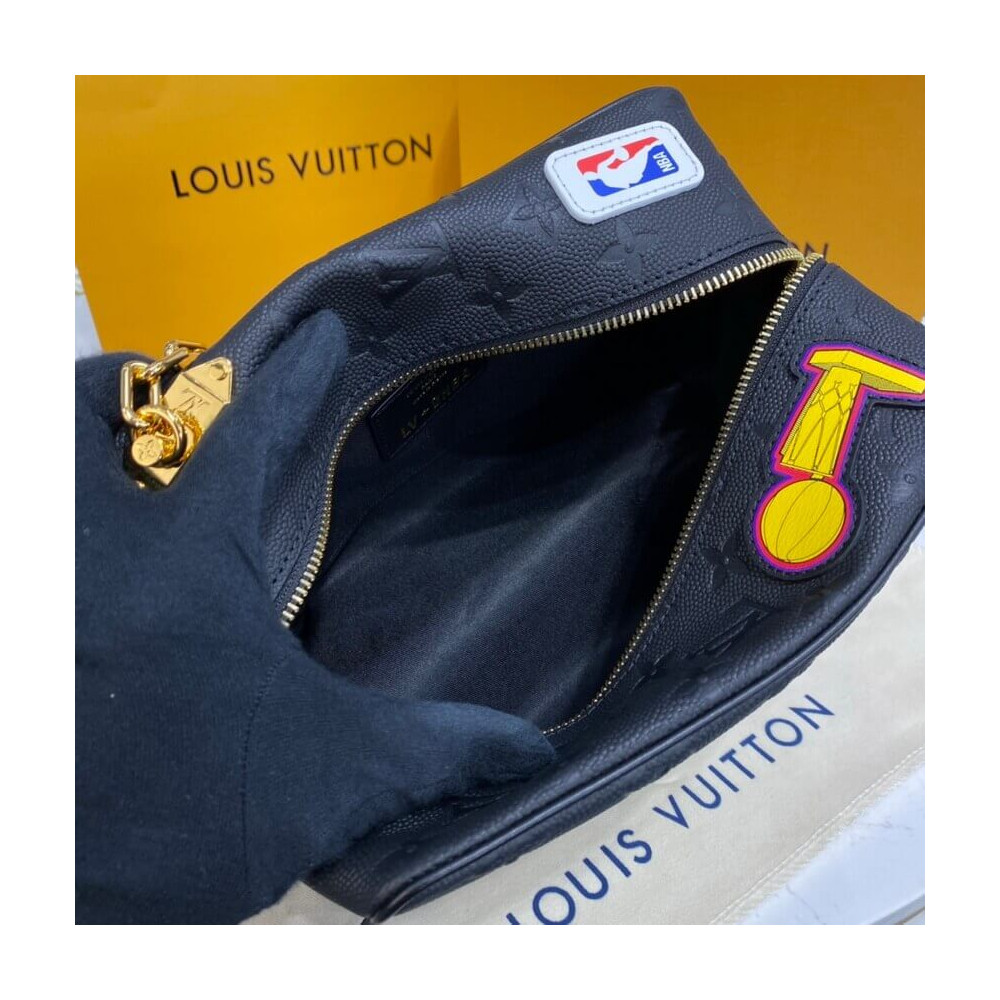 Louis Vuitton LVxNBA Cloakroom Dopp Kit M58515