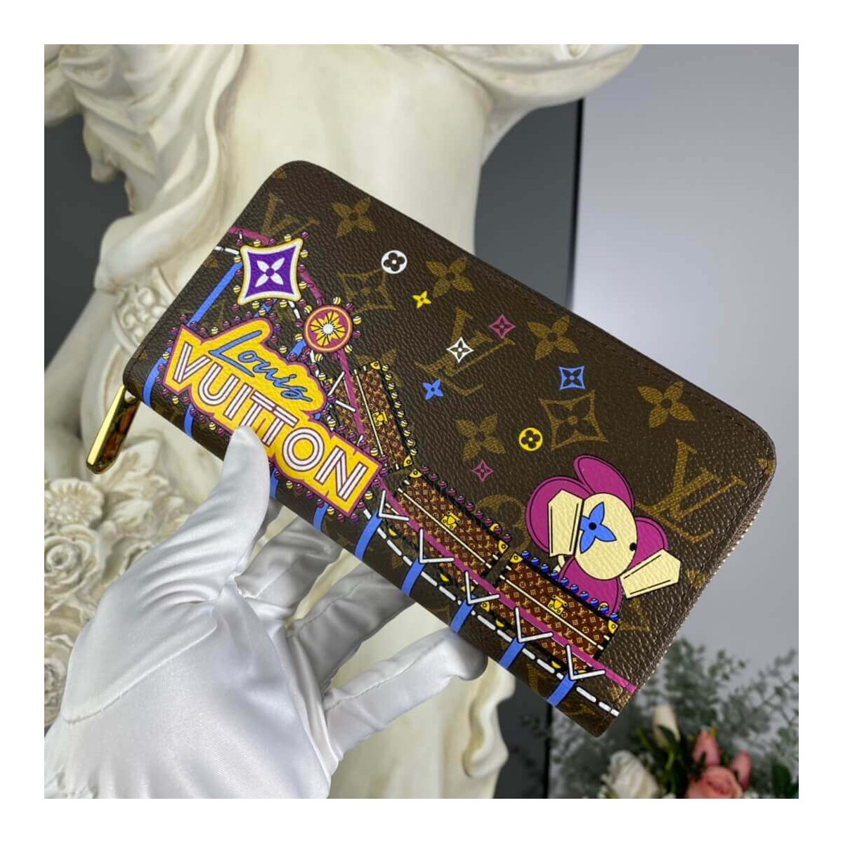 Louis Vuitton Christmas Animation 2020 Zippy Wallet M69750