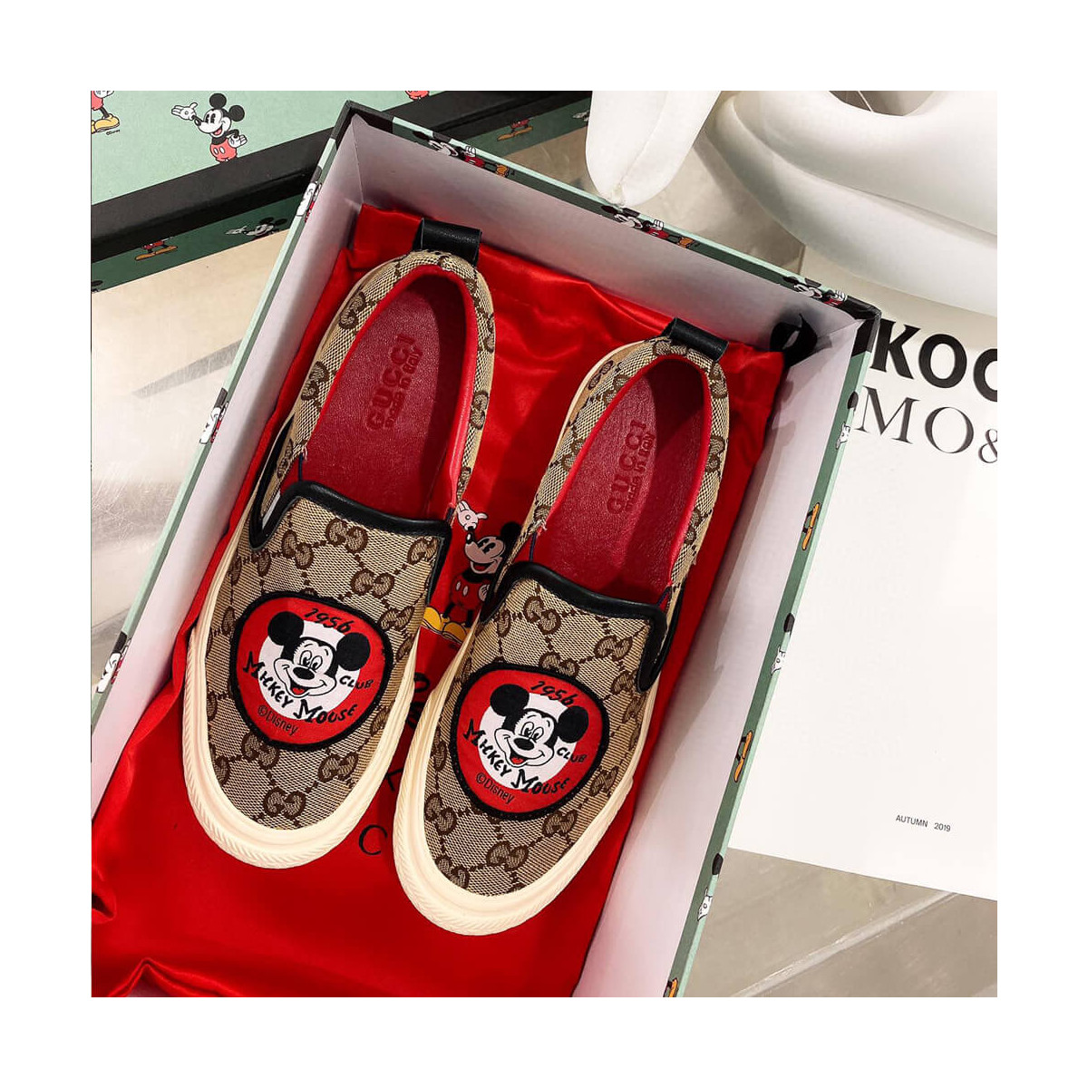 Gucci GG Disney x Gucci Loafer 875605 Black / Red