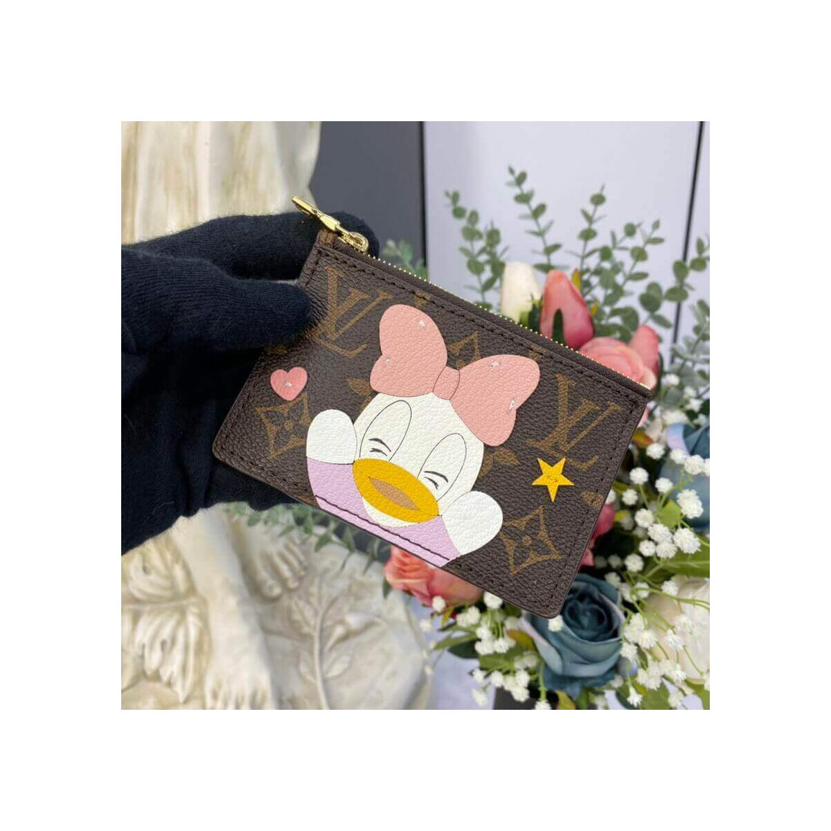 Louis Vuitton Daisy Duck Coin &amp; Card Holder