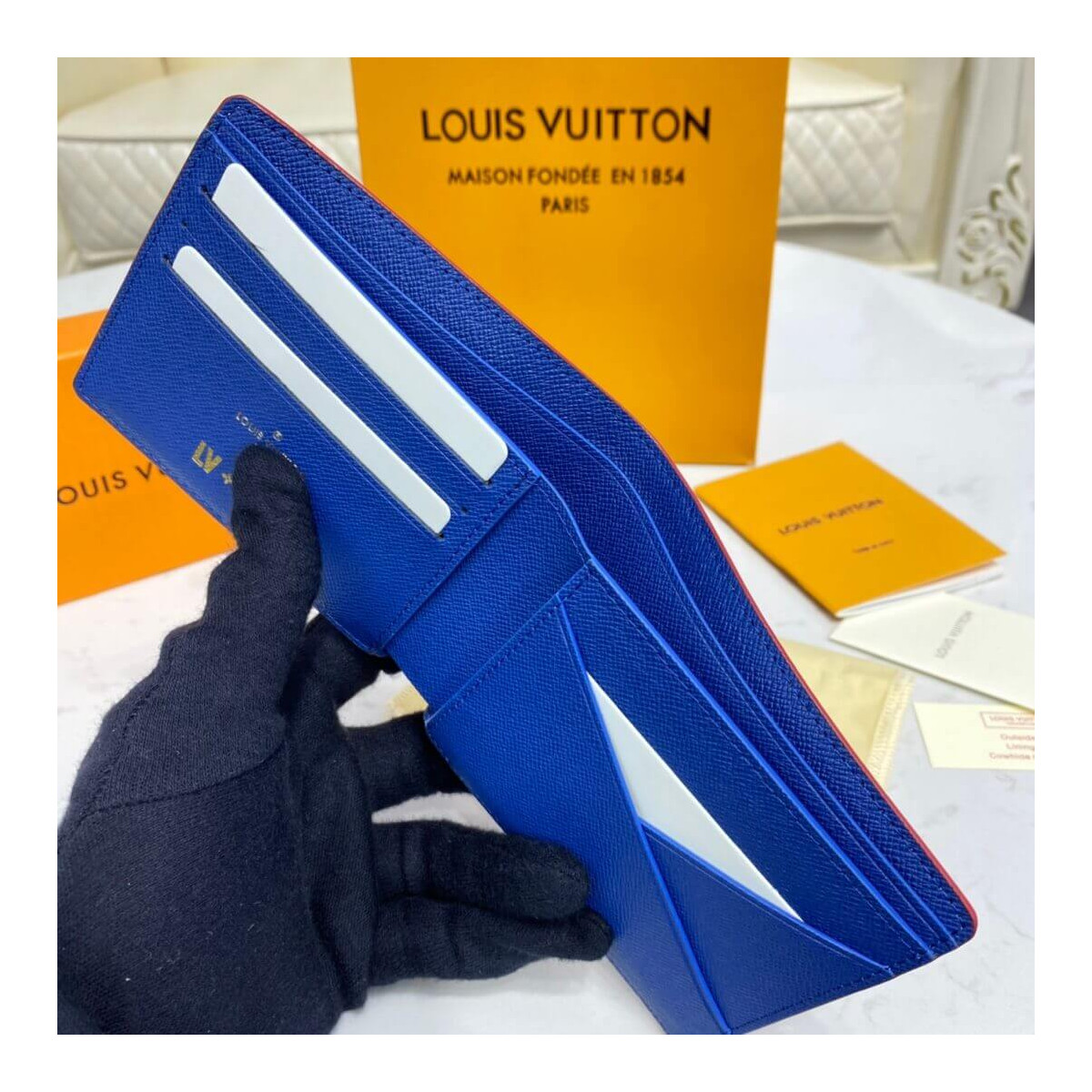 Louis Vuitton LV x NBA Multiple Wallet M80105