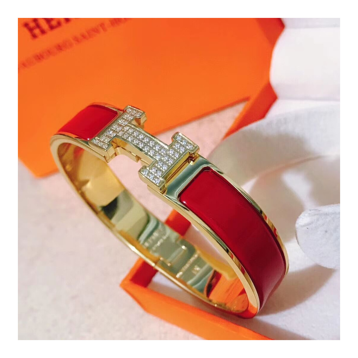 Hermes Narrow Clic Clac Gold Diamond H Bracelet