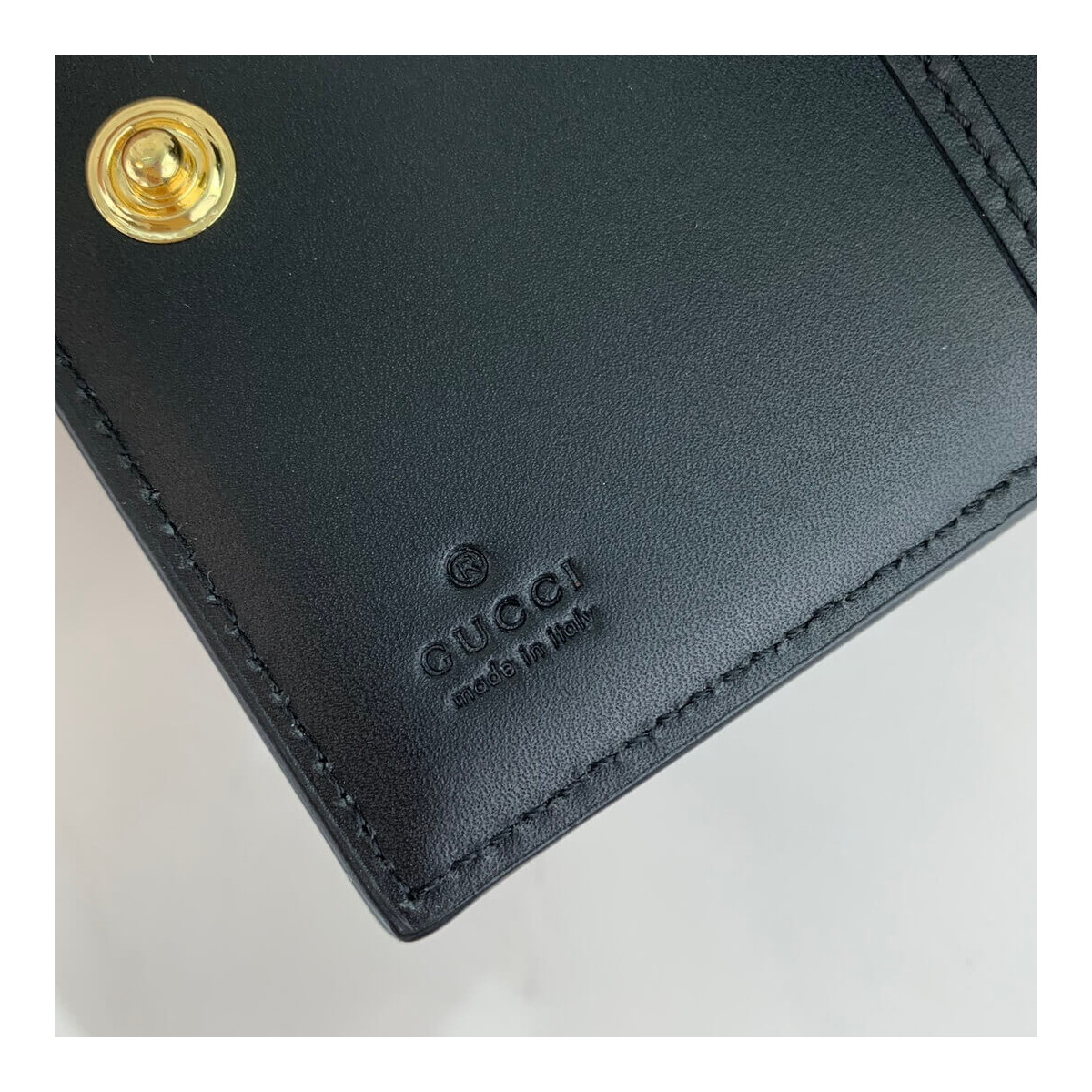 Gucci Sylvie Leather Wallet 476081