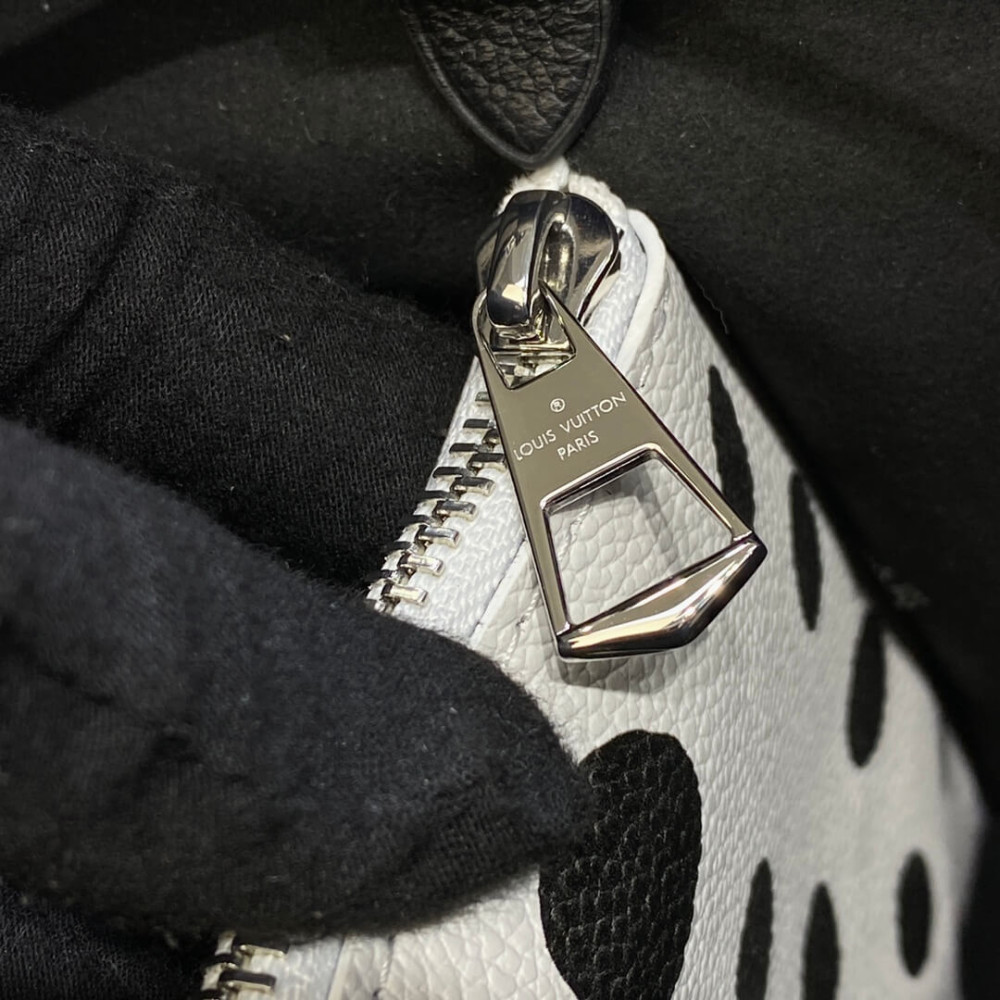 LV x YK Neonoe MM Bag M21753 Black/White