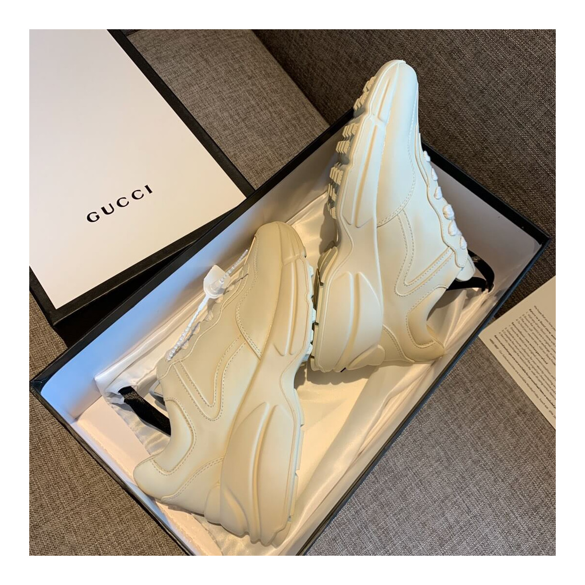 Gucci Rhyton Leather Sneaker 500878